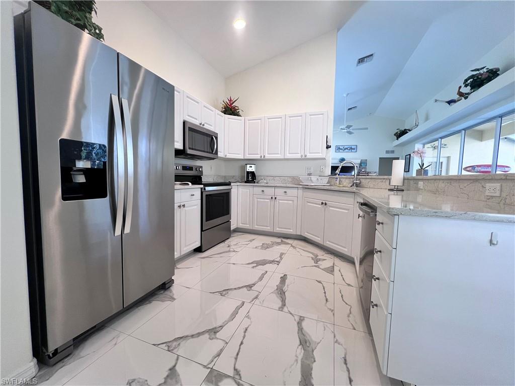 BRIARWOOD - Residential Lease