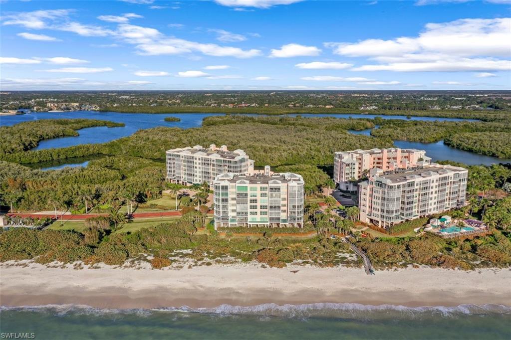BAREFOOT BEACH CLUB - Residential