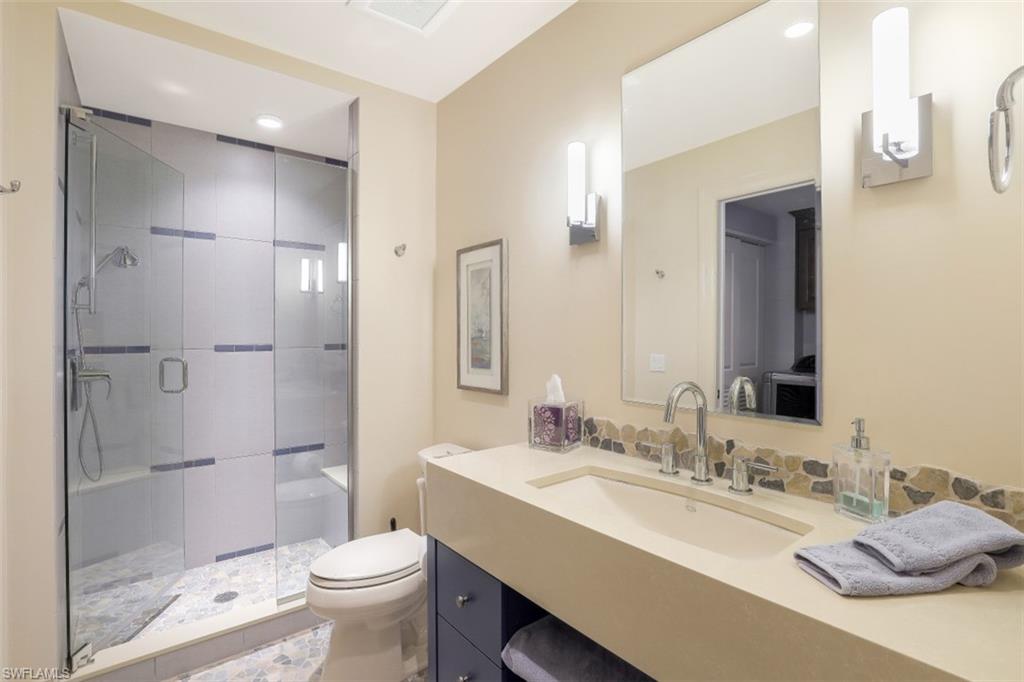BAREFOOT BEACH CLUB - Residential