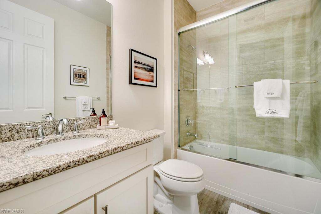 CAMDEN LAKES - Residential
