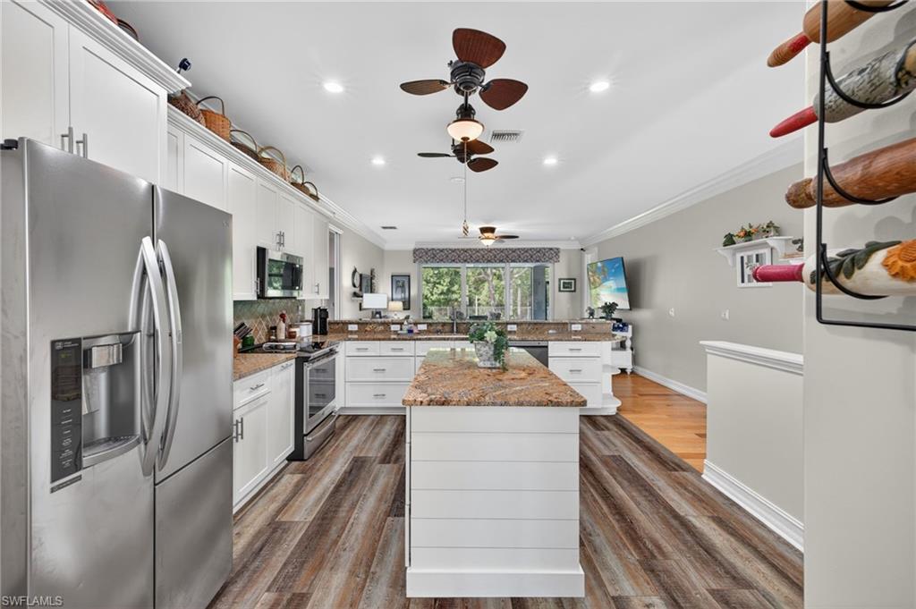 SILVERLAKES - Residential
