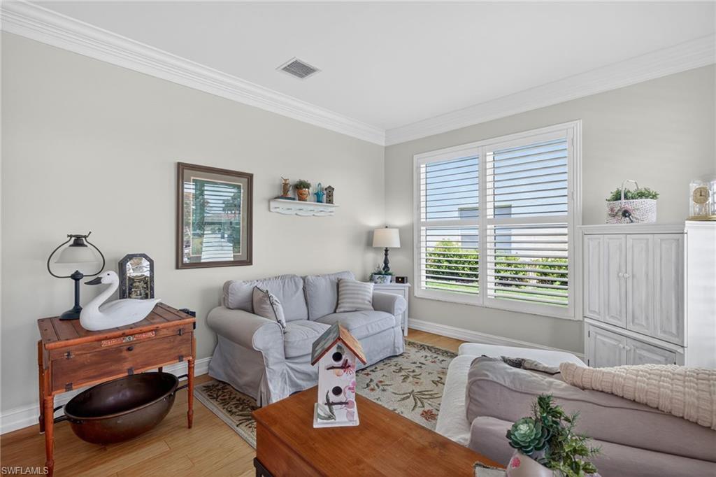 SILVERLAKES - Residential