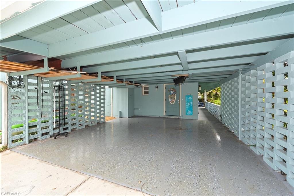 YACHT CLUB COLONY - Residential