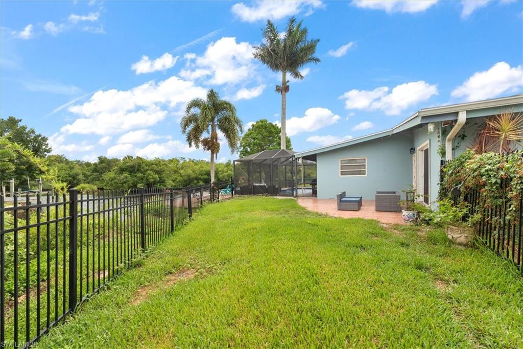 YACHT CLUB COLONY - Residential