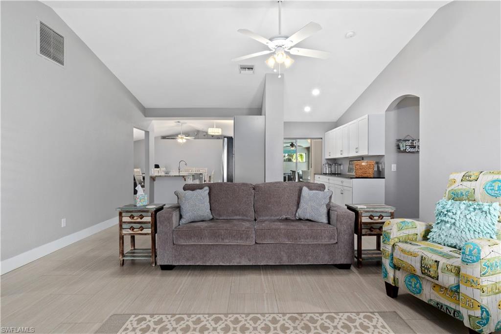 CAPE CORAL - Residential Lease