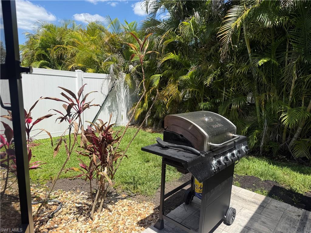 CAPE CORAL - Residential Lease