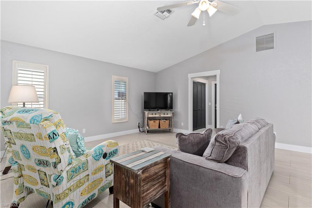 CAPE CORAL - Residential Lease