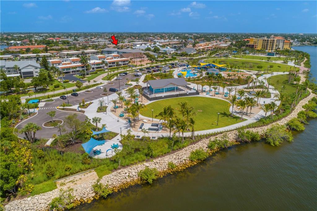 RIVER VIEW VILLAS - Residential