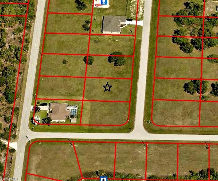 CAPE CORAL - Land