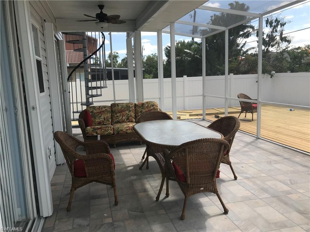 NAPLES PARK - Residential