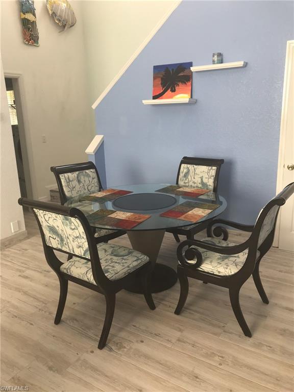NAPLES PARK - Residential