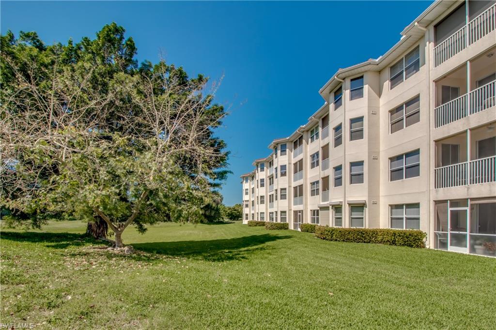 FAIRWAY VILLAS - Residential