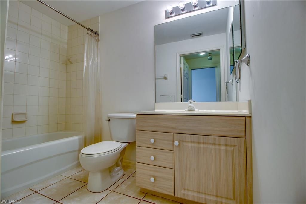 FAIRWAY VILLAS - Residential