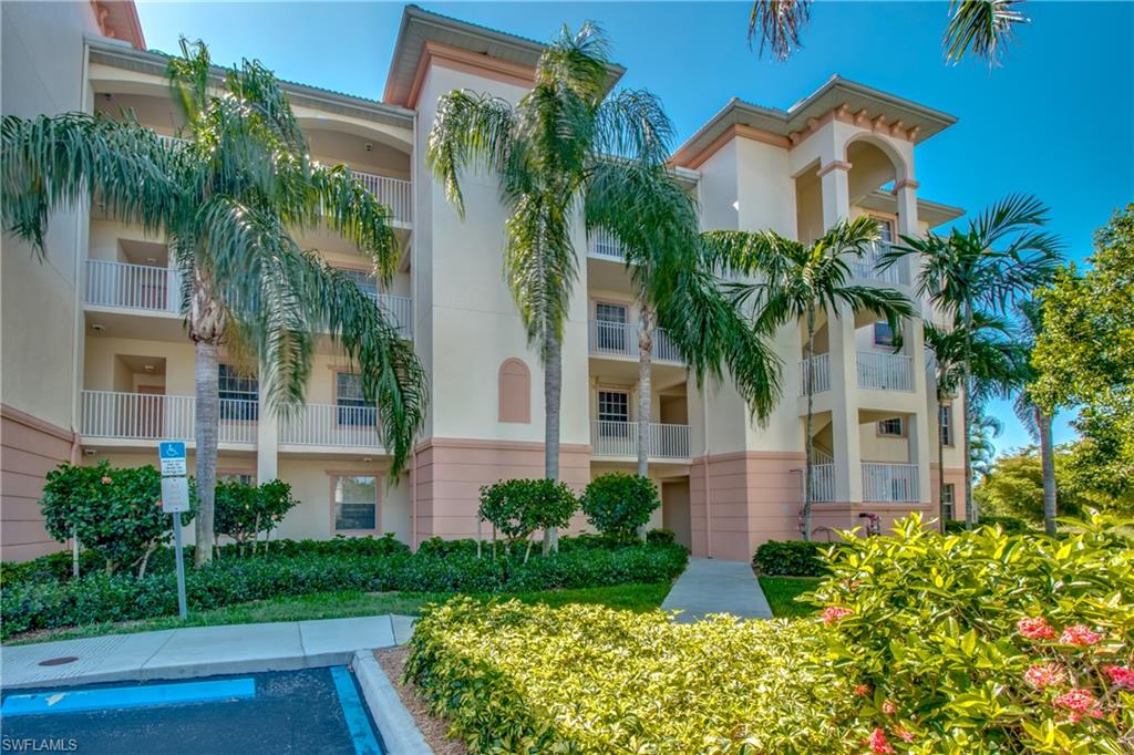 FAIRWAY VILLAS - Residential