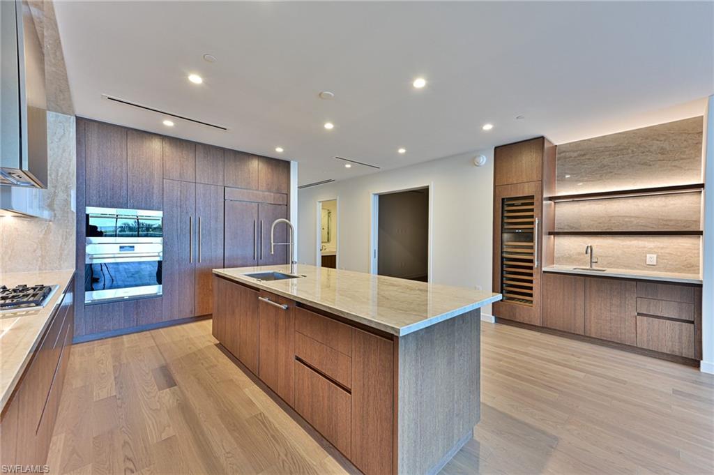 THE RITZ-CARLTON RESIDENCES ESTERO BAY - Residential