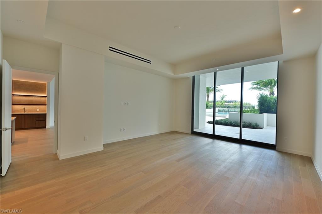 THE RITZ-CARLTON RESIDENCES ESTERO BAY - Residential