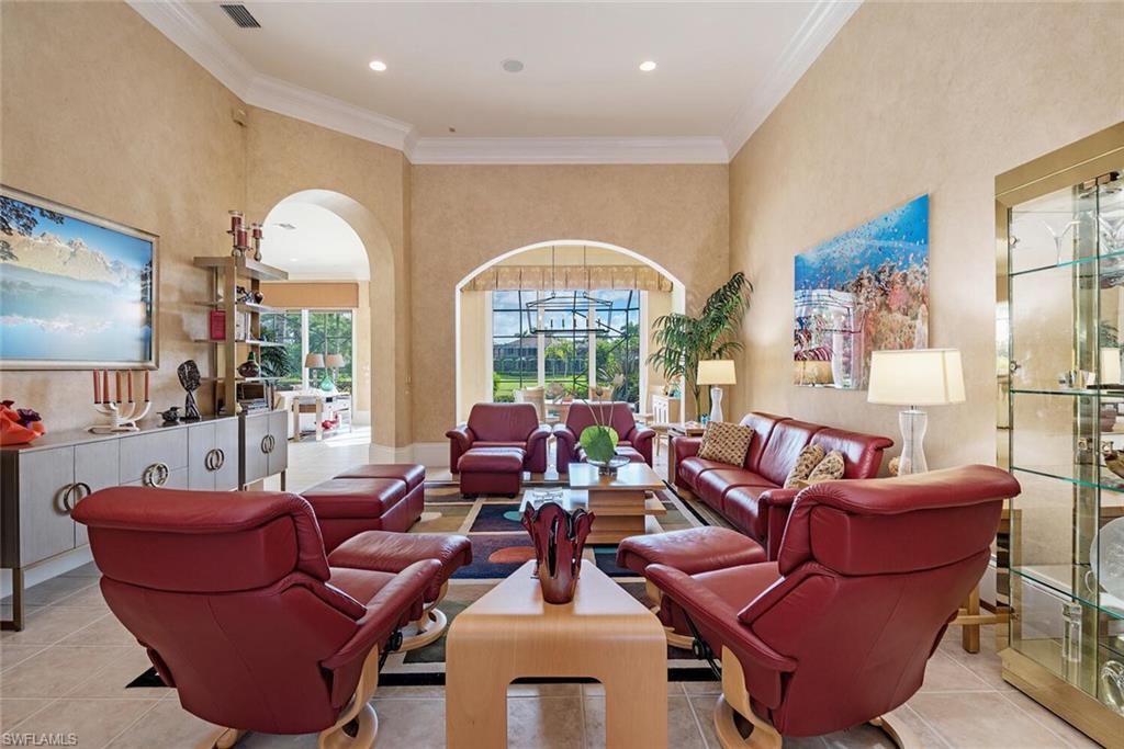 ISLA VISTA - Residential