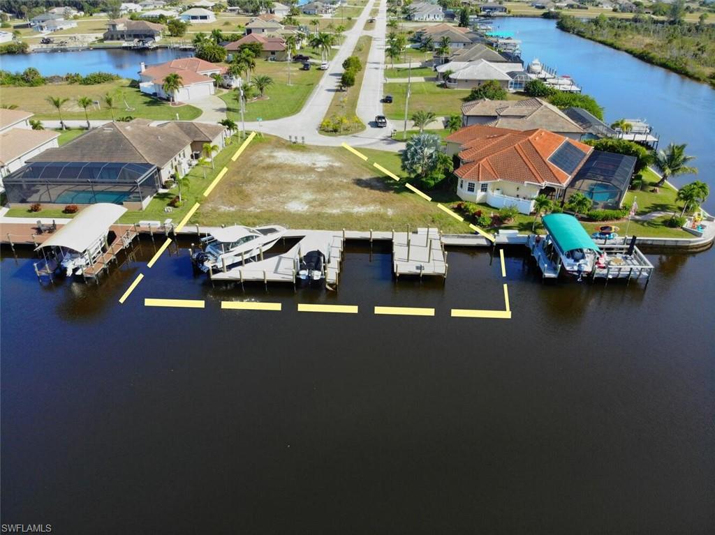 CAPE CORAL - Land