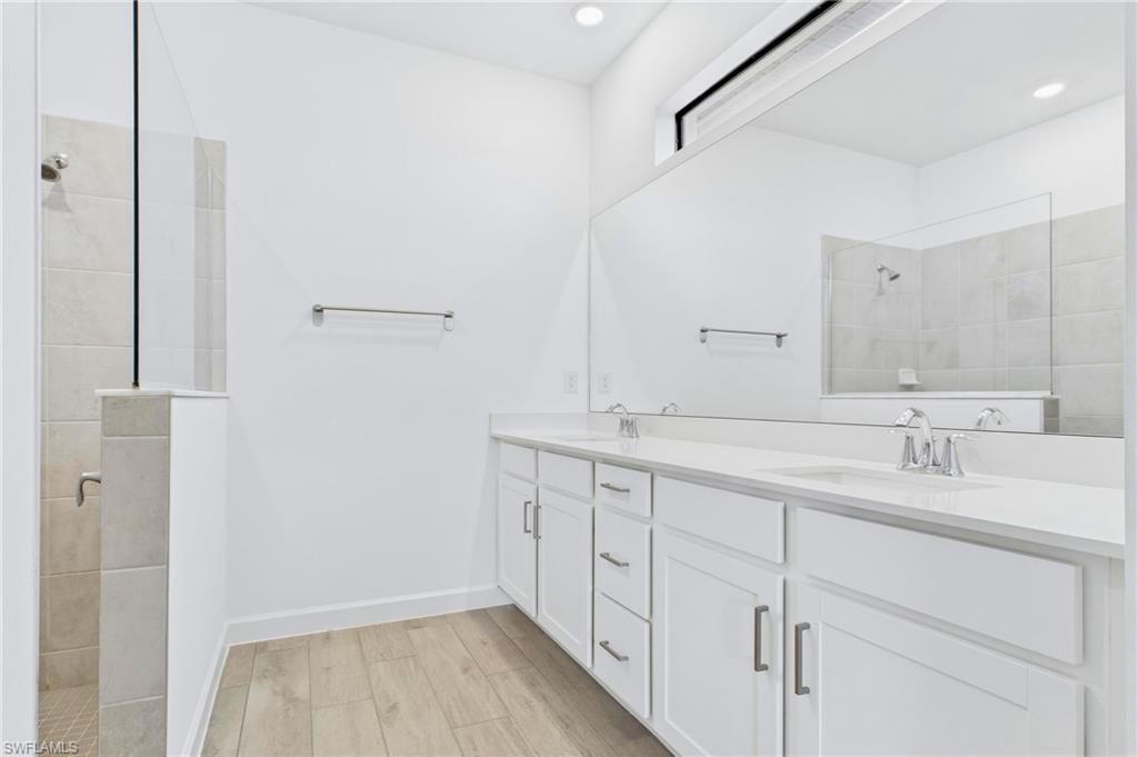TIMBER CREEK - Residential Lease
