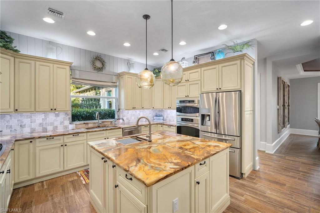 ACREAGE HEADER - Residential