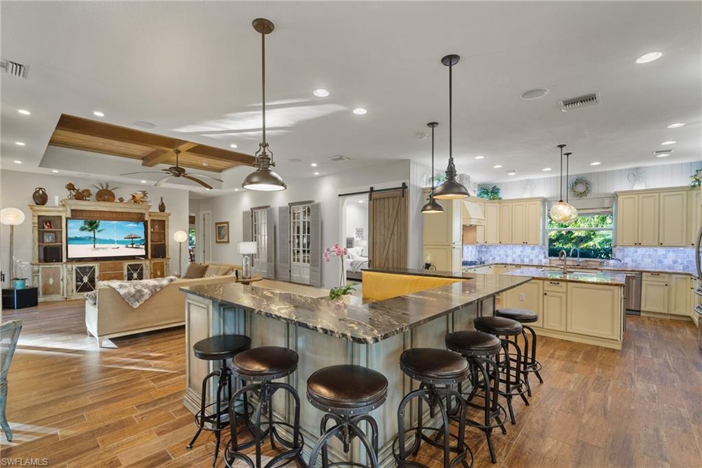 ACREAGE HEADER - Residential