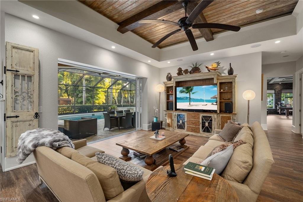 ACREAGE HEADER - Residential