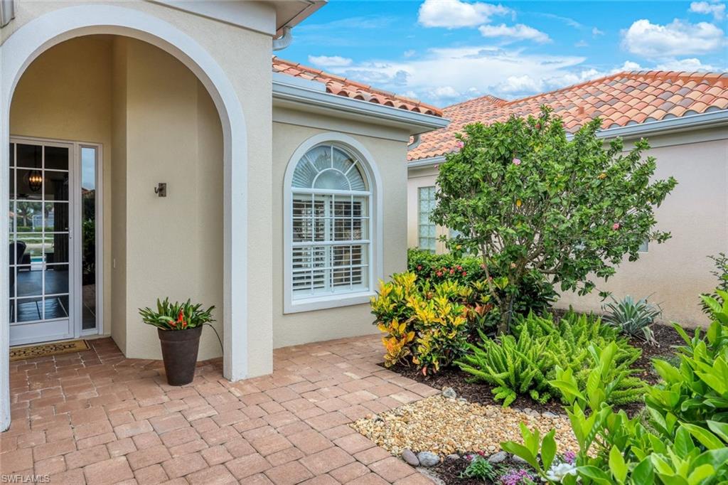 VILLAGE WALK - Residential