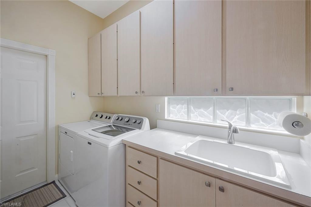 VILLAGE WALK - Residential
