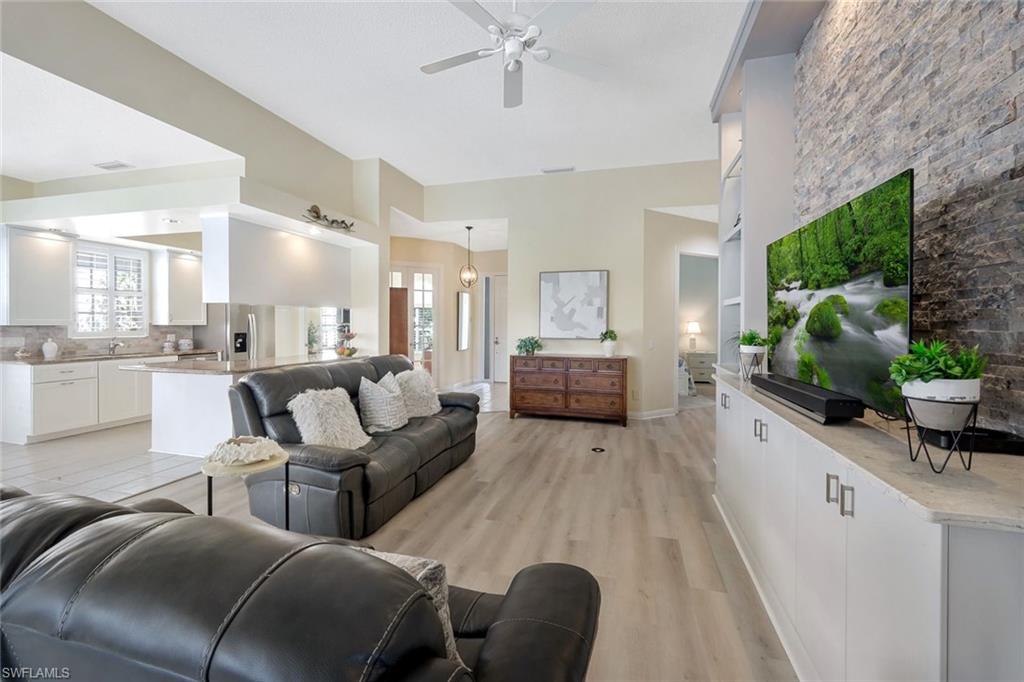 VILLAGE WALK - Residential