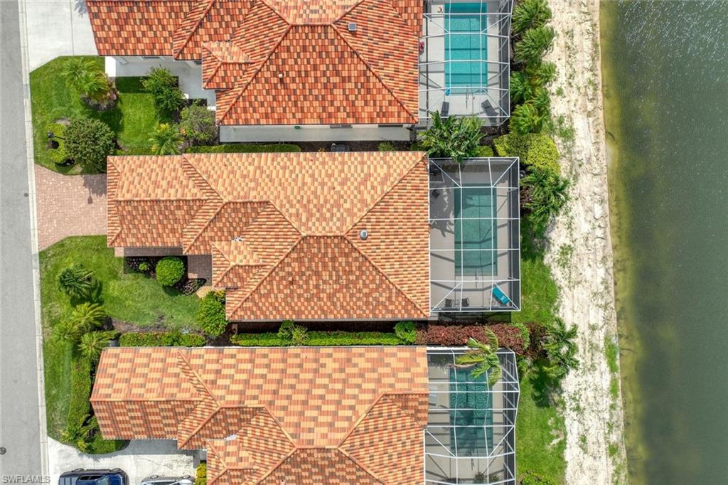 VILLAGE WALK - Residential