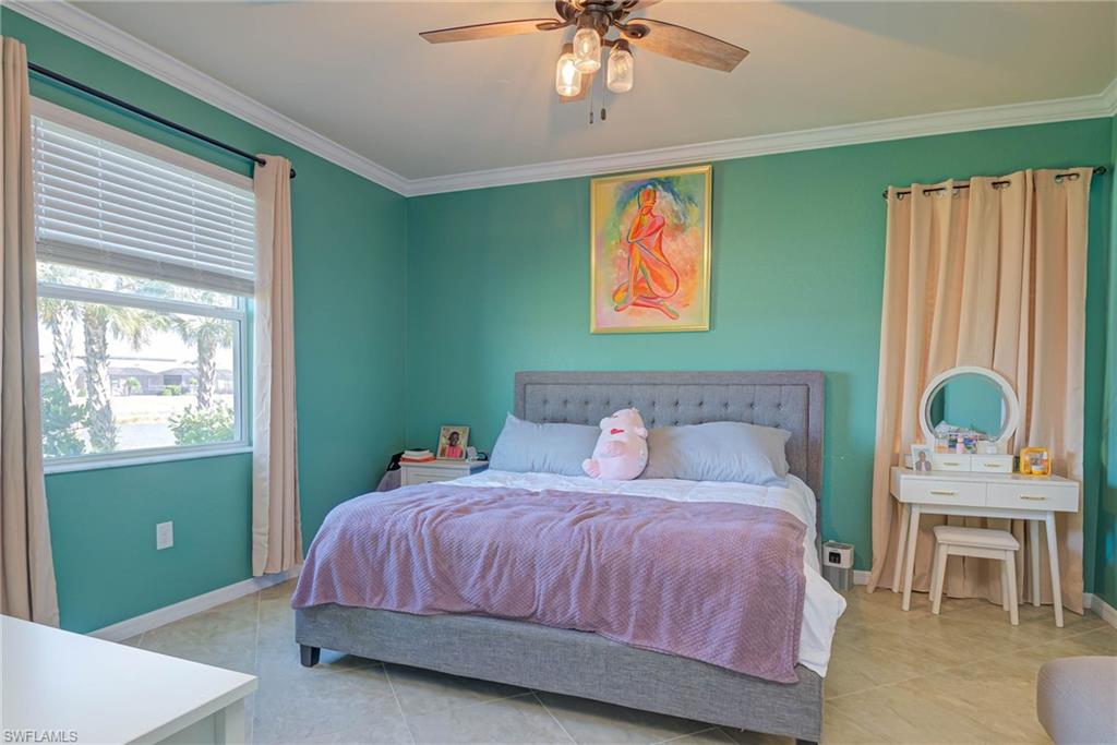 HAMPTON LAKES - Residential Lease