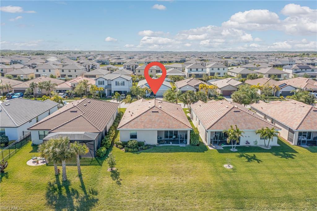 HAMPTON LAKES - Residential Lease
