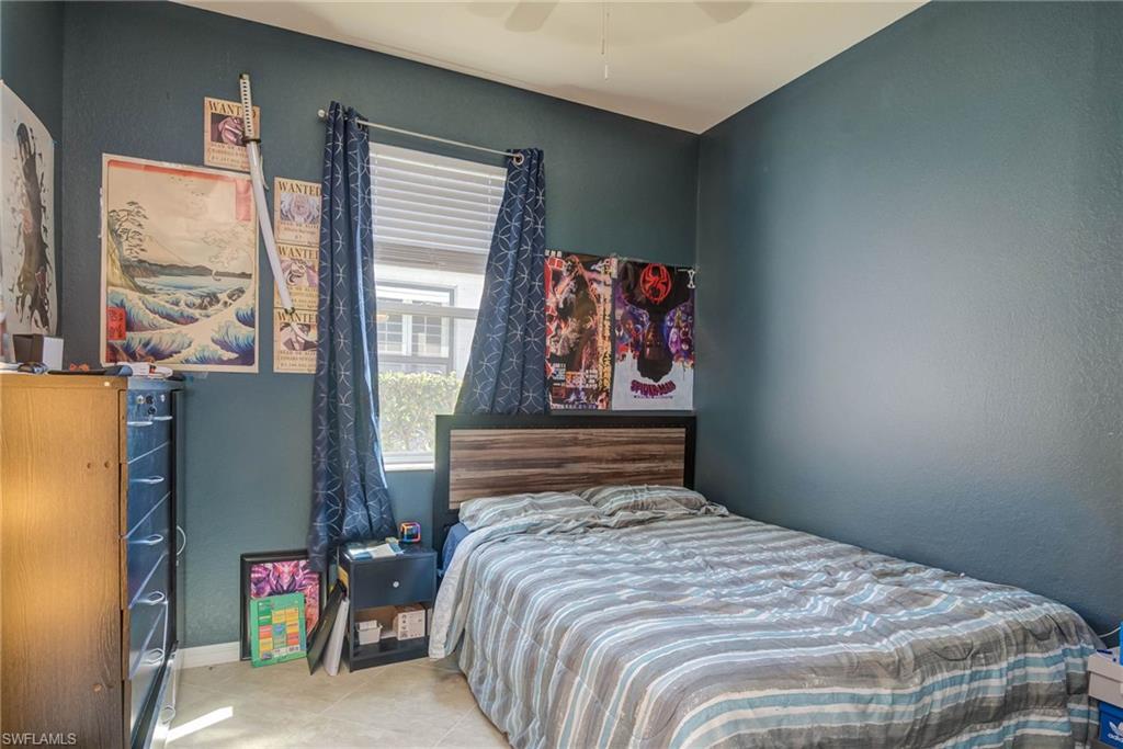 HAMPTON LAKES - Residential Lease