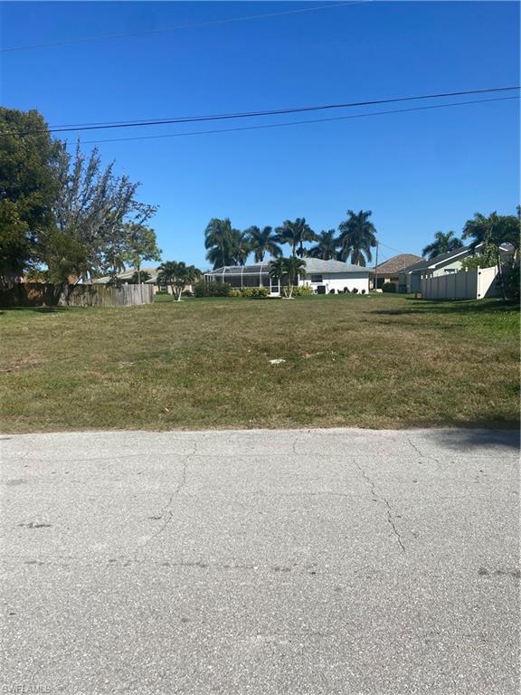 CAPE CORAL - Land