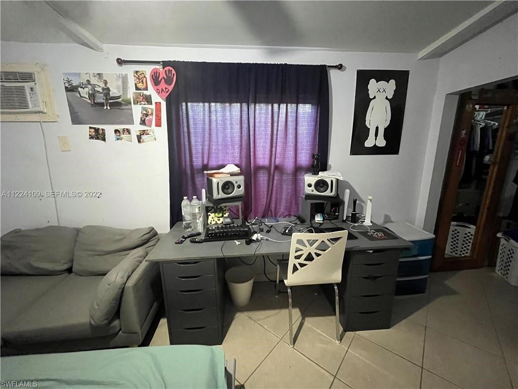 UNIVERSITY PARK - Residential