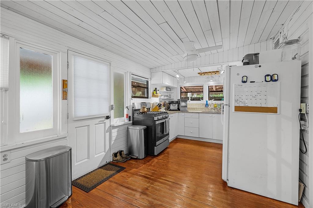 KREAMERS AVOCADO SUBD - Residential