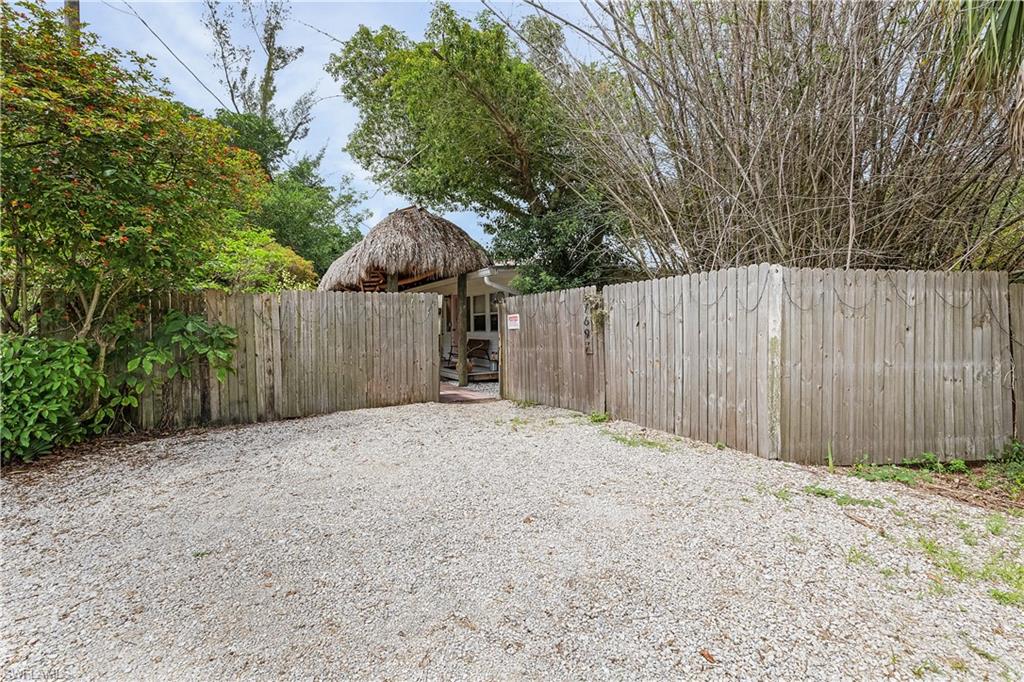 KREAMERS AVOCADO SUBD - Residential