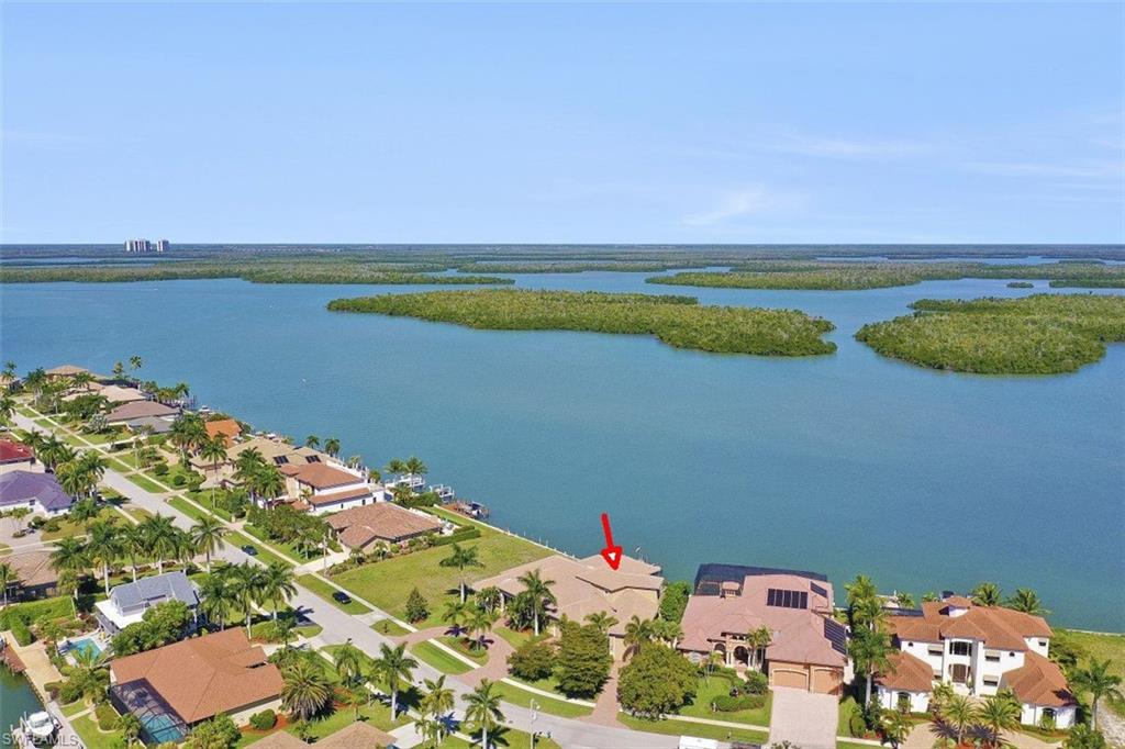 MARCO BEACH - Residential