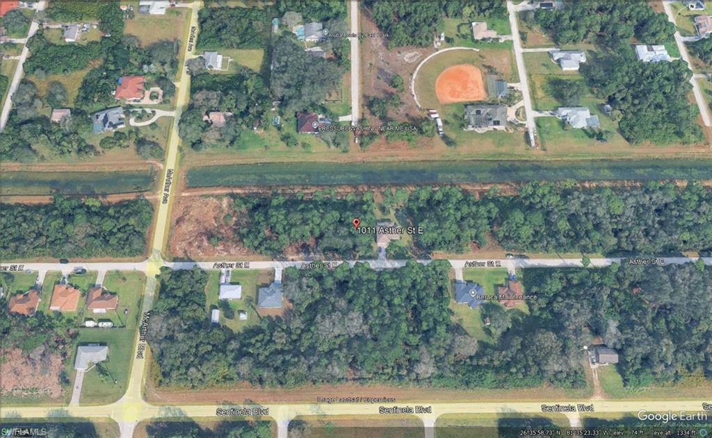 CAPE CORAL - Land