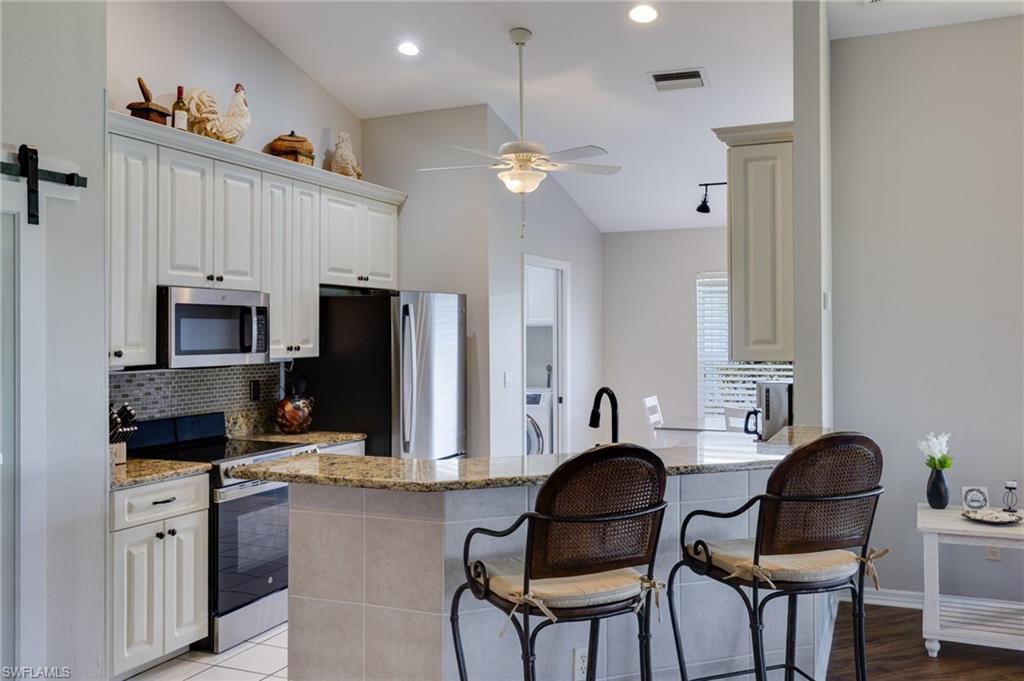 SABAL SPRINGS GOLF AND RACQUET CLUB - Residential