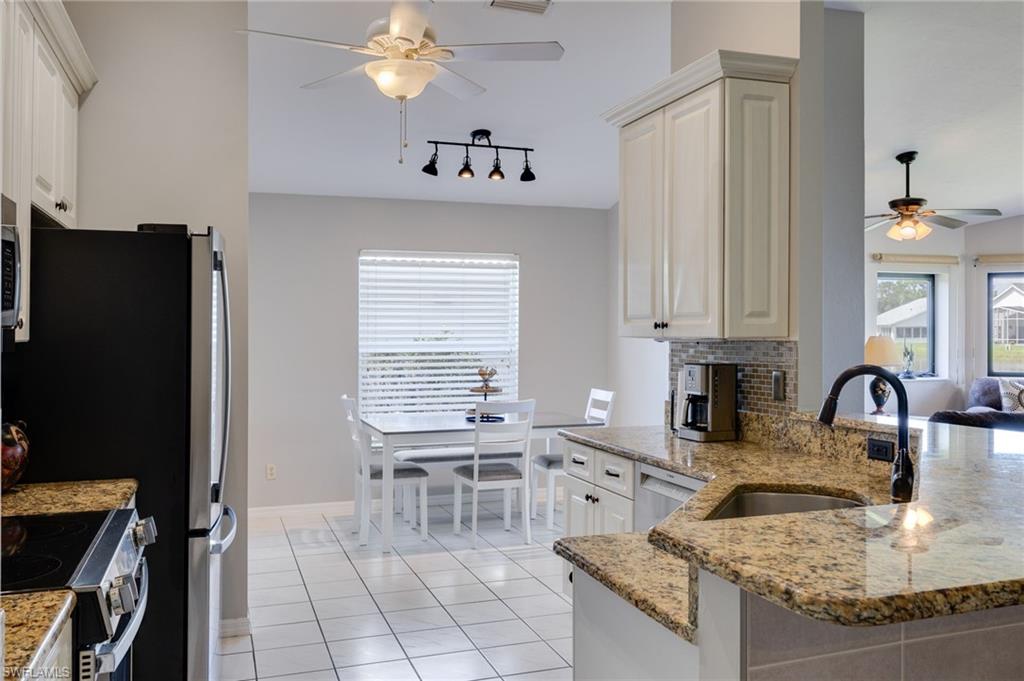 SABAL SPRINGS GOLF AND RACQUET CLUB - Residential