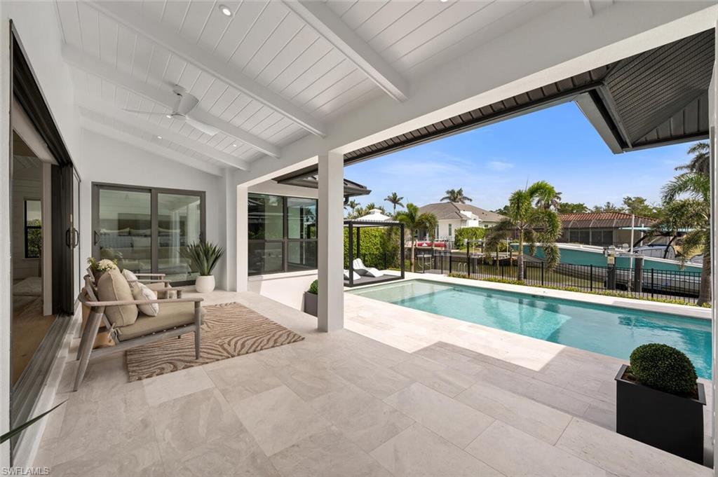 ROYAL HARBOR - Residential