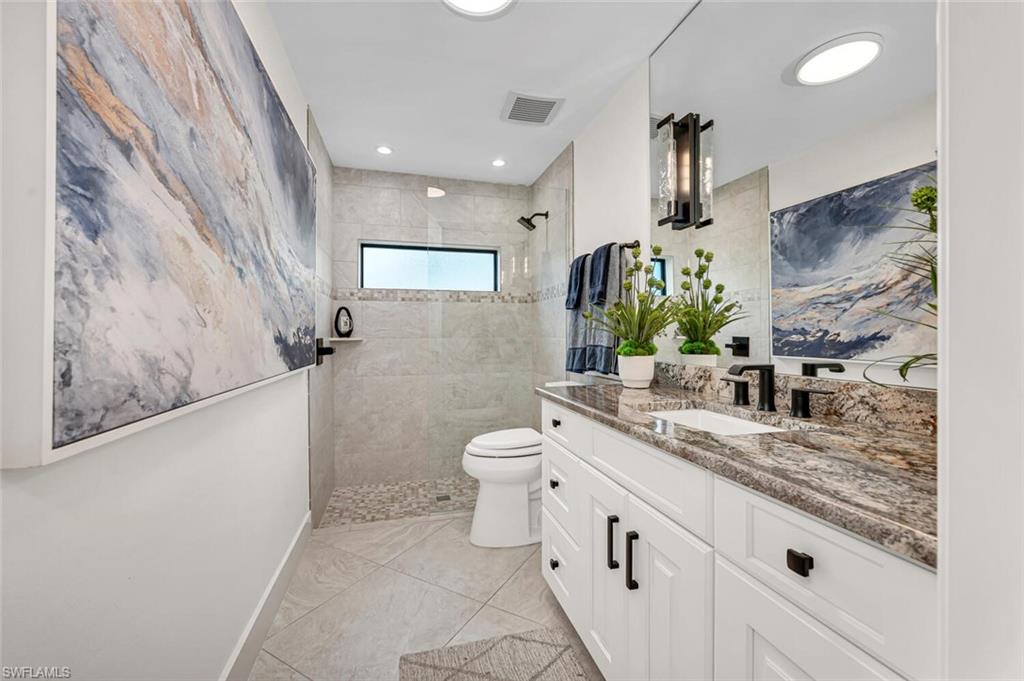 ROYAL HARBOR - Residential
