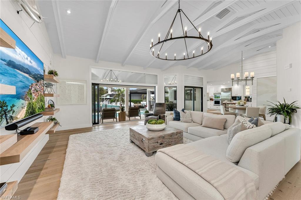 ROYAL HARBOR - Residential
