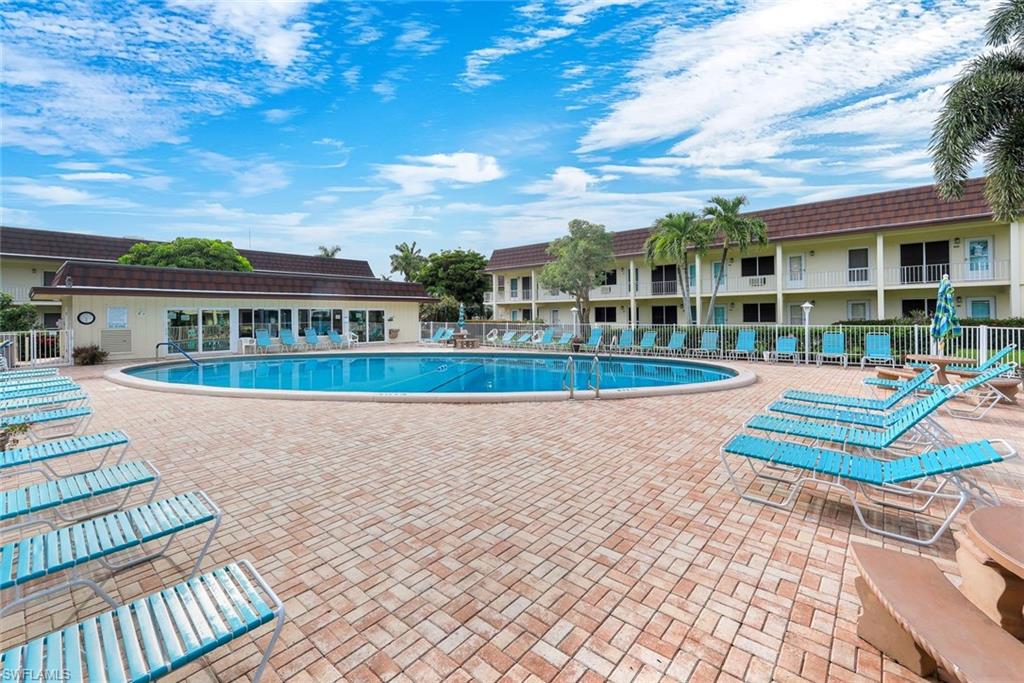 SOUTHWINDS APTS OF MARCO ISLAND - Residential
