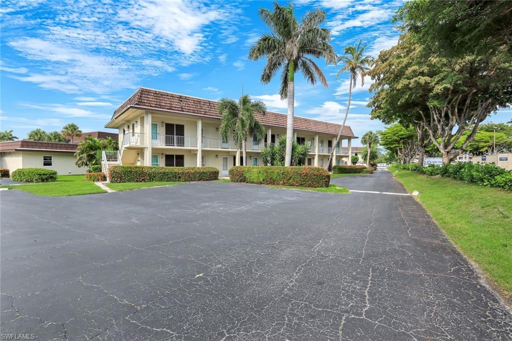 SOUTHWINDS APTS OF MARCO ISLAND - Residential