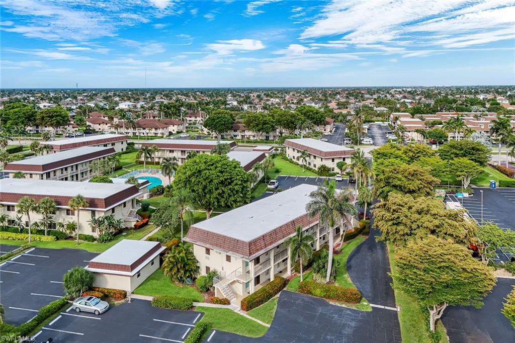 SOUTHWINDS APTS OF MARCO ISLAND - Residential