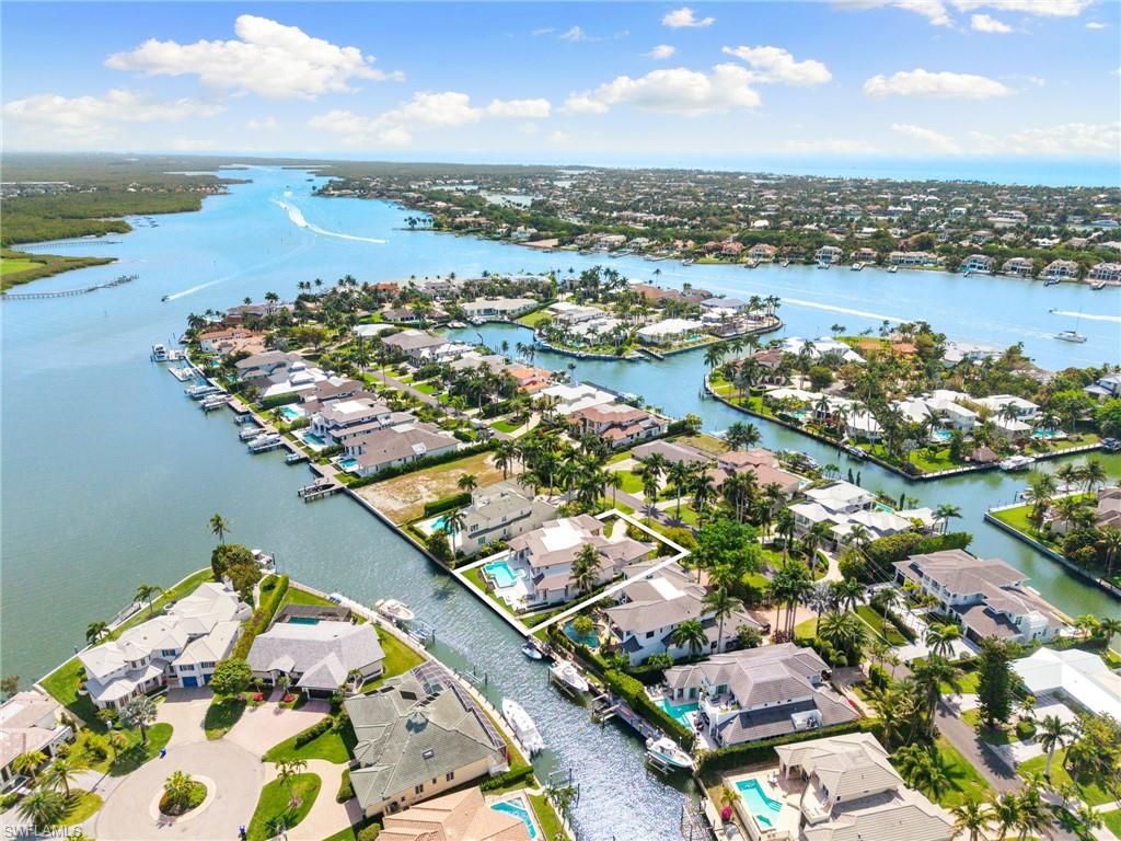 ROYAL HARBOR - Residential