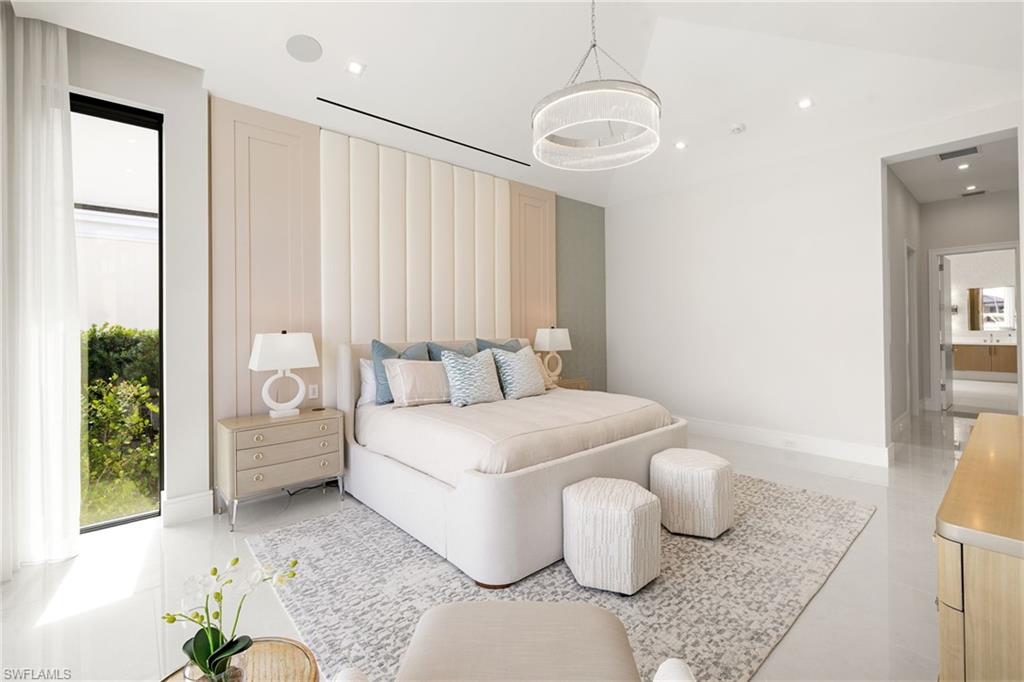 ROYAL HARBOR - Residential