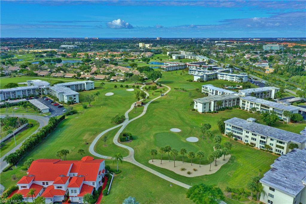 SEVEN LAKES - Residential
